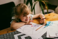 Cut & Learn Aktivitetsbog m. saks - 3 år Bøger Og Spil