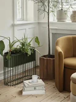 Hot Fenja Stander med skjuler Urtepotteskjulere