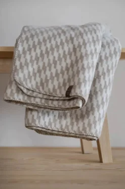 Hot Merano Plaid Plaider
