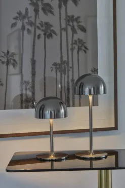 Discount Tim Genopladelig Bordlampe Bordlamper